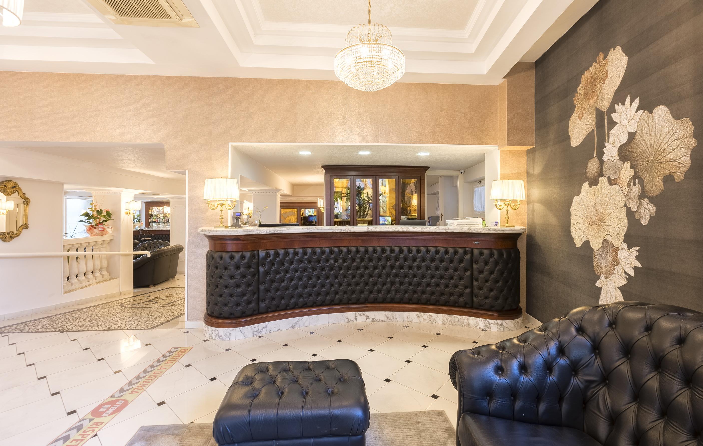 Hotel Baia Imperiale Rimini Esterno foto