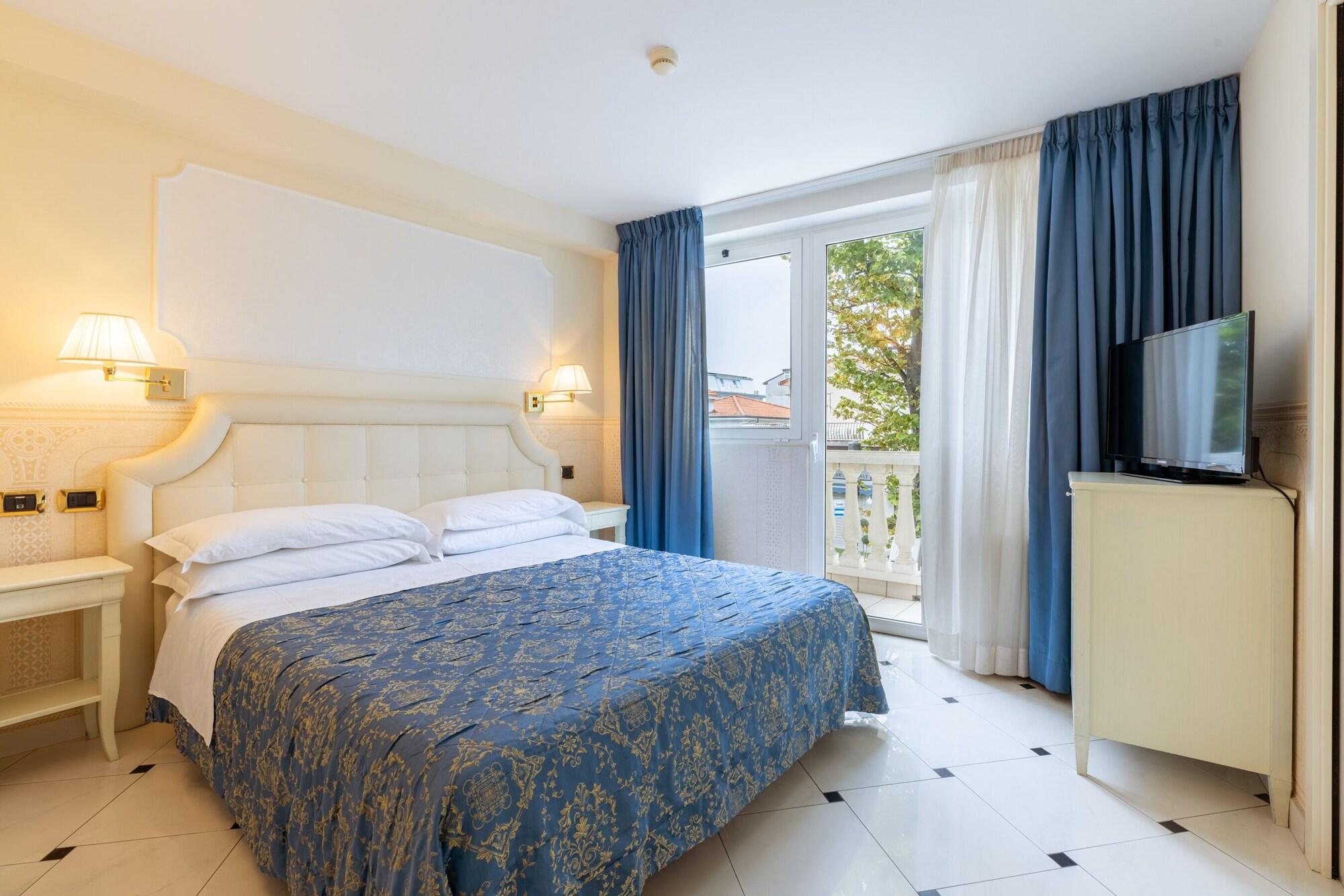 Hotel Baia Imperiale Rimini Esterno foto